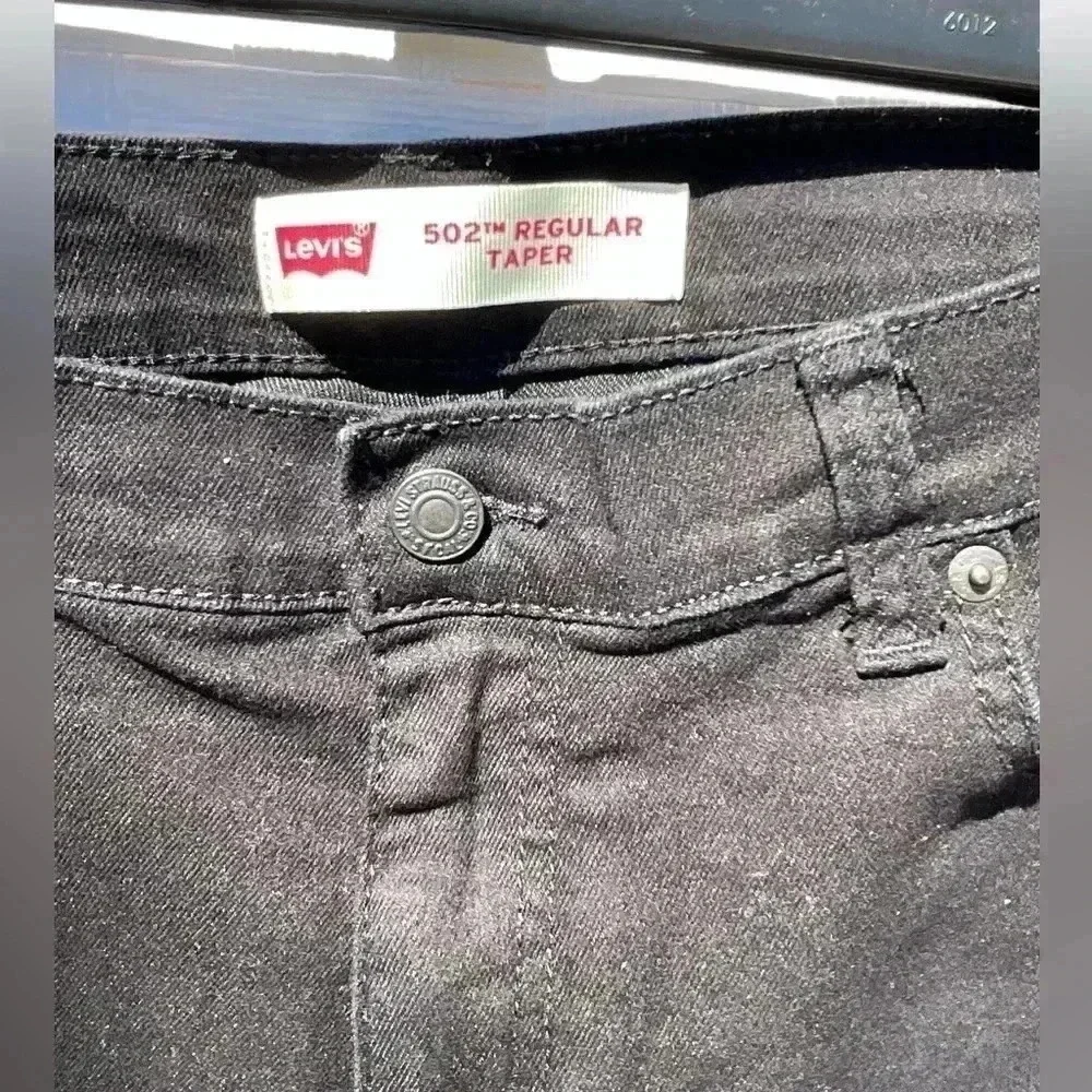 Levi’s 502, Black, 20 Regular, 30 Waist, 32 Length, Great Condition